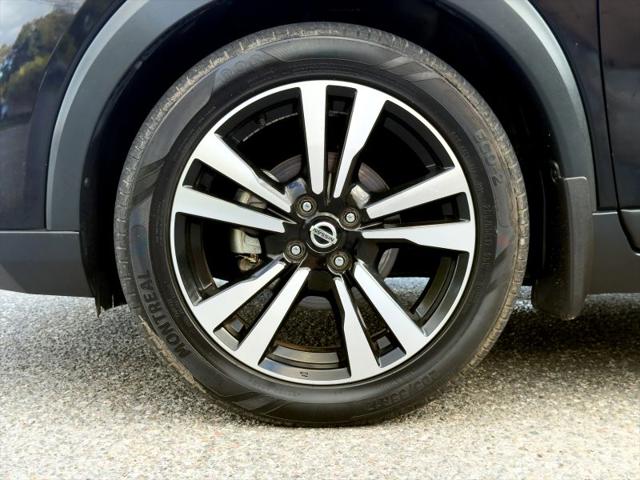 2019 Nissan Kicks SR
