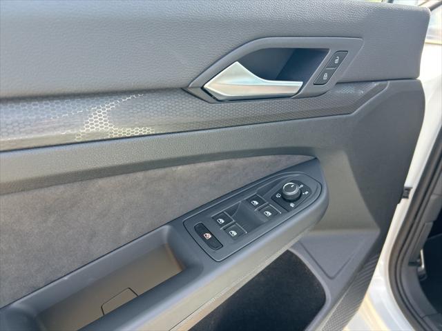 2024 Volkswagen Golf GTI 2.0T S