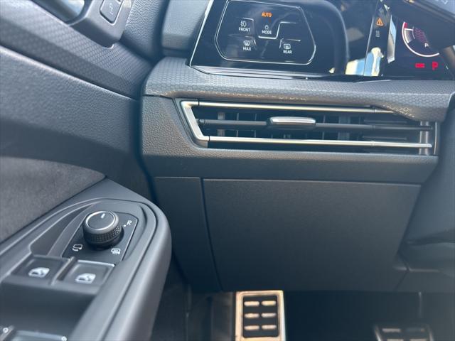 2024 Volkswagen Golf GTI 2.0T S