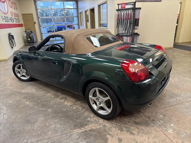 2002 Toyota MR2 Spyder Base