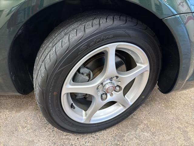 2002 Toyota MR2 Spyder Base