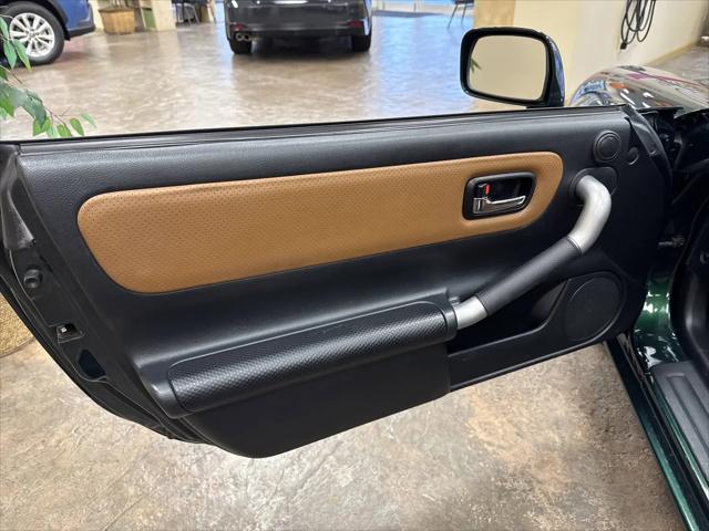 2002 Toyota MR2 Spyder Base