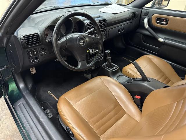 2002 Toyota MR2 Spyder Base