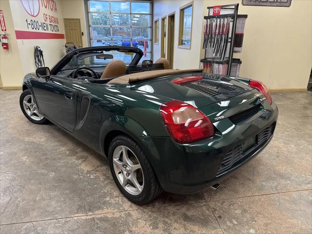2002 Toyota MR2 Spyder Base