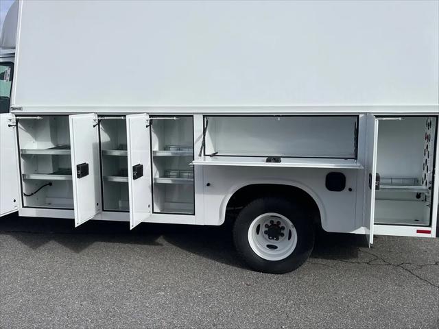 2026 Ford E-350 Cutaway E-Series Cutaway