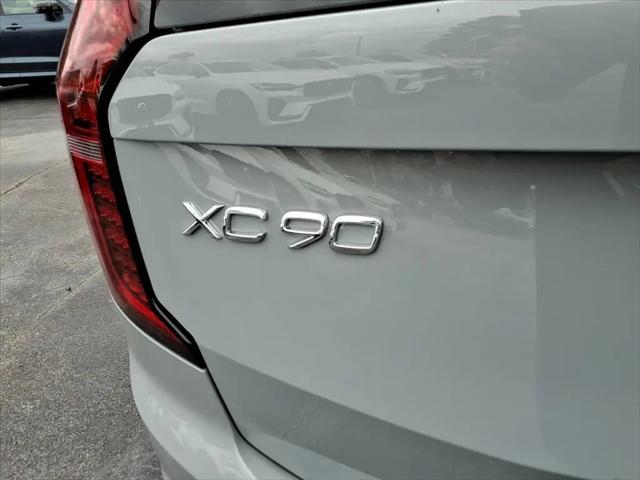 2026 Volvo XC90 Plus, B6 AWD Gas (mild hybrid), Gasoline, Bright, 7 Seats