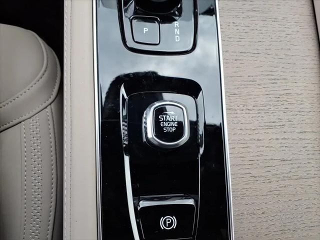 2026 Volvo XC90 Plus, B6 AWD Gas (mild hybrid), Gasoline, Bright, 7 Seats