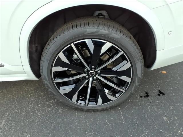 2026 Volvo XC90 Ultra, B6 AWD Gas (mild hybrid), Gasoline, Bright, 7 Seats