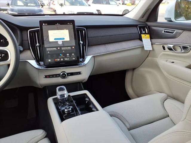 2026 Volvo XC90 Ultra, B6 AWD Gas (mild hybrid), Gasoline, Bright, 7 Seats