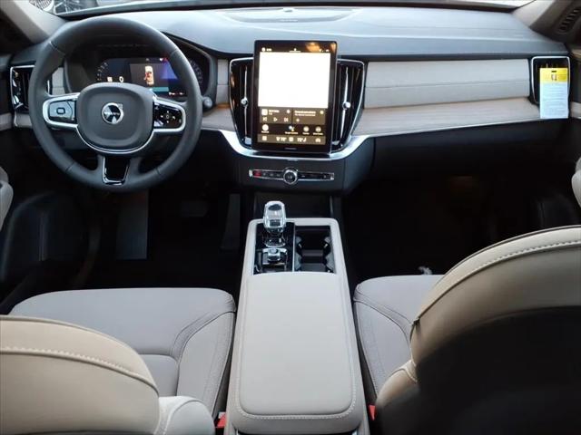 2026 Volvo XC90 Plus, B6 AWD Gas (mild hybrid), Gasoline, Bright, 7 Seats