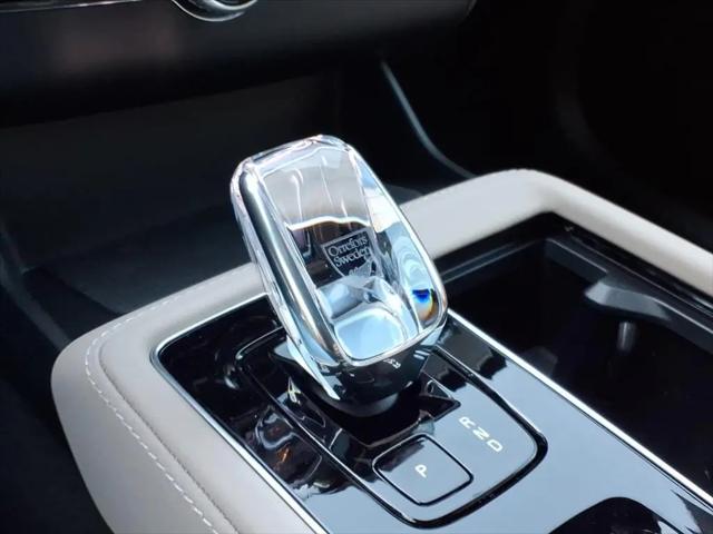 2026 Volvo XC90 Plus, B6 AWD Gas (mild hybrid), Gasoline, Bright, 7 Seats