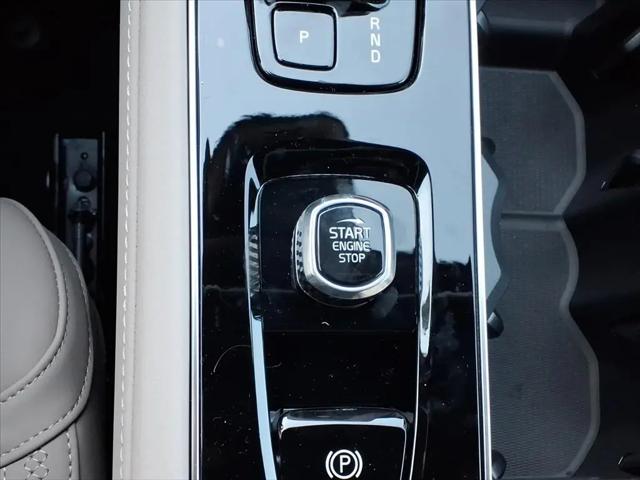 2026 Volvo XC90 Plus, B6 AWD Gas (mild hybrid), Gasoline, Bright, 7 Seats