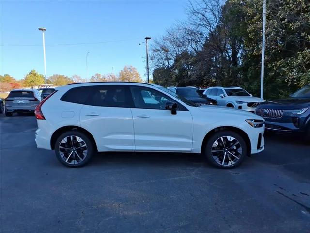 2026 Volvo XC60 B5 Plus