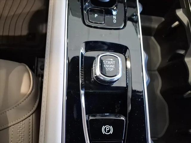 2026 Volvo XC90 Plus, B6 AWD Gas (mild hybrid), Gasoline, Bright, 7 Seats