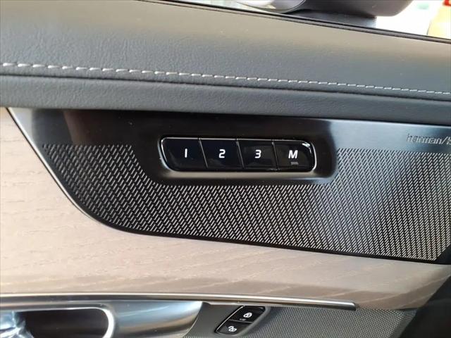 2026 Volvo XC90 Plus, B6 AWD Gas (mild hybrid), Gasoline, Bright, 7 Seats