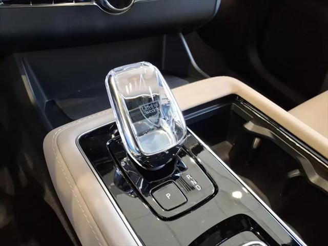 2026 Volvo XC90 Plus, B6 AWD Gas (mild hybrid), Gasoline, Bright, 7 Seats