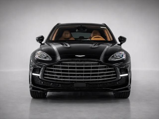 2026 Aston Martin DBX 707