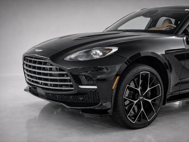 2026 Aston Martin DBX 707