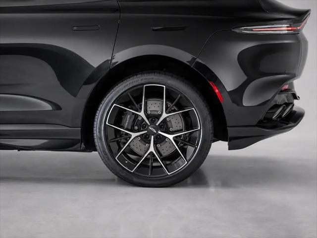 2026 Aston Martin DBX 707