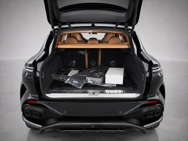 2026 Aston Martin DBX 707