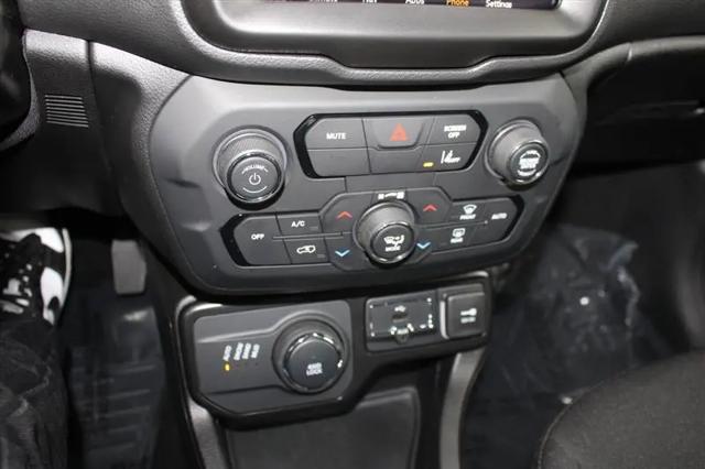 2023 Jeep Renegade Latitude 4x4