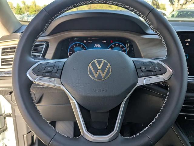 2026 Volkswagen Atlas SE with Technology