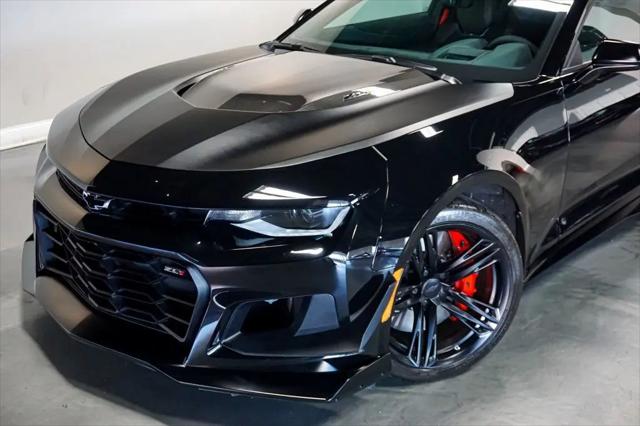 2023 Chevrolet Camaro RWD Coupe ZL1