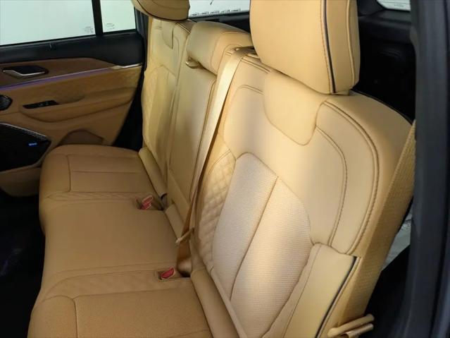 2025 Jeep Grand Cherokee Summit Reserve 4x4