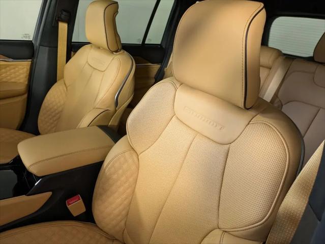 2025 Jeep Grand Cherokee Summit Reserve 4x4