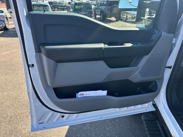 2025 Ford 600 169 WB