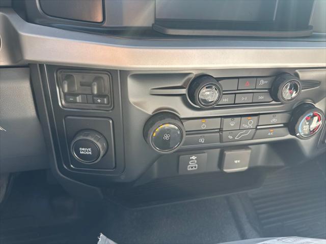 2025 Ford 600 169 WB