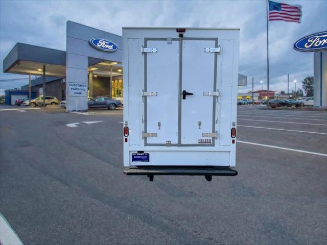 2025 Ford E-350 Cutaway Base
