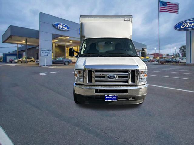 2025 Ford E-350 Cutaway Base