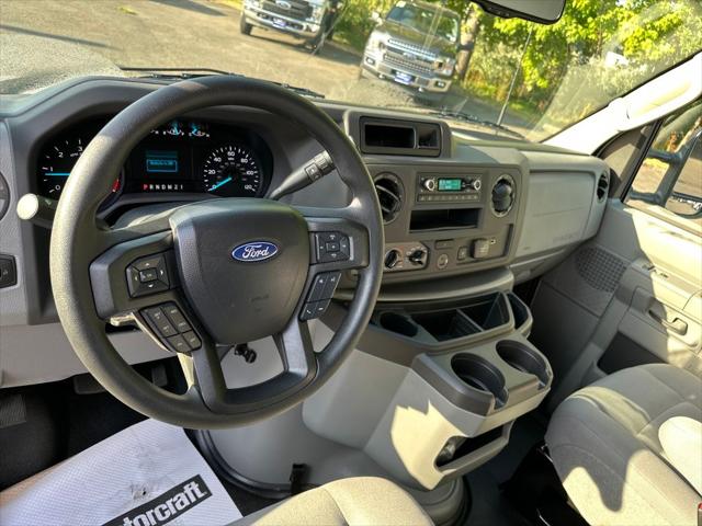 2025 Ford E-350 Cutaway Base