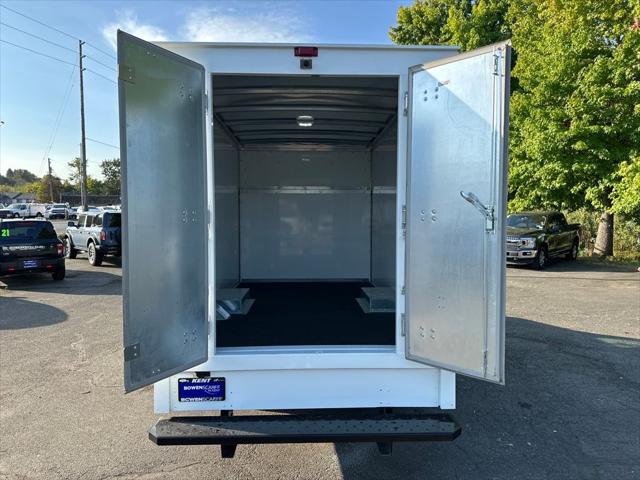 2025 Ford E-350 Cutaway Base