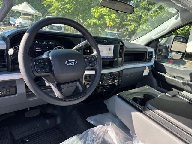 2025 Ford 600 169 WB