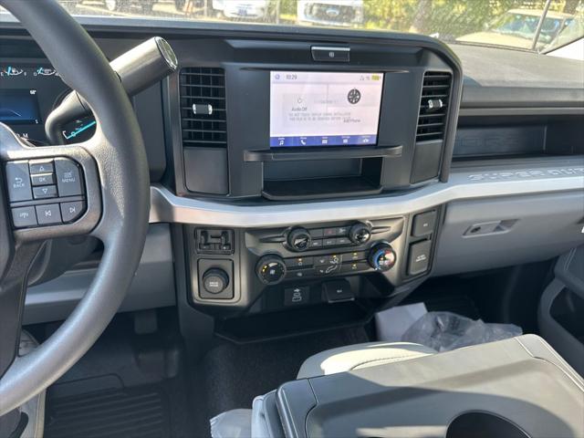 2025 Ford 600 169 WB