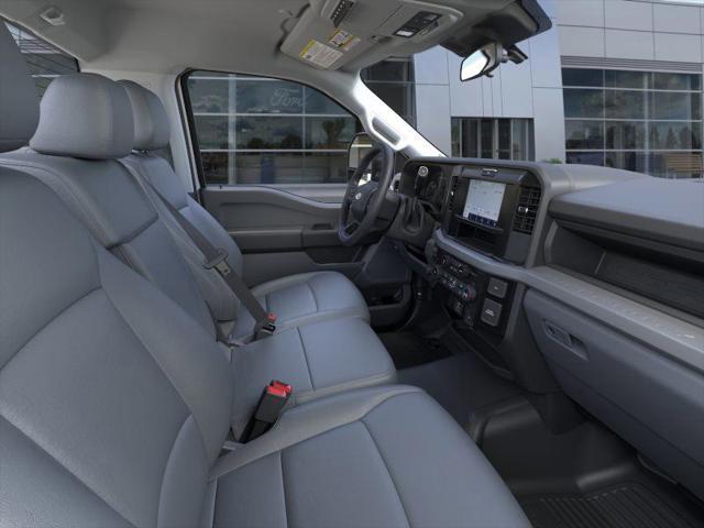 2025 Ford 600 169 WB