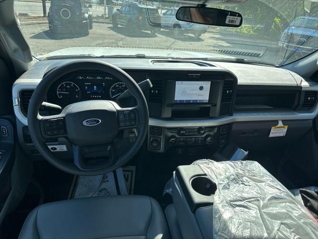 2025 Ford F-550 XL