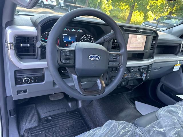 2025 Ford 600 169 WB