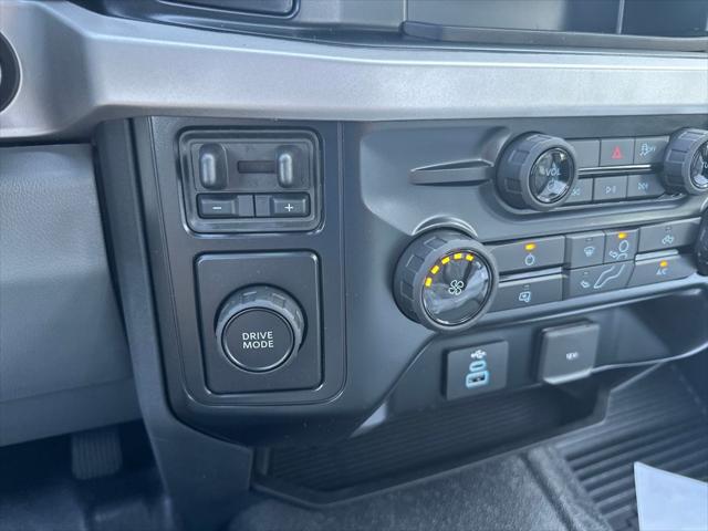 2025 Ford 600 169 WB