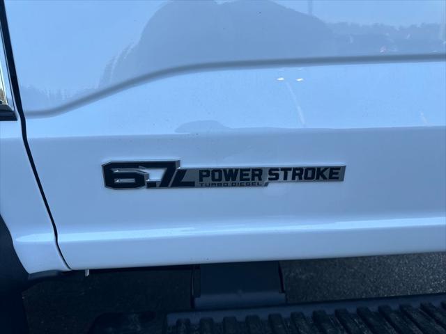 2025 Ford 600 169 WB