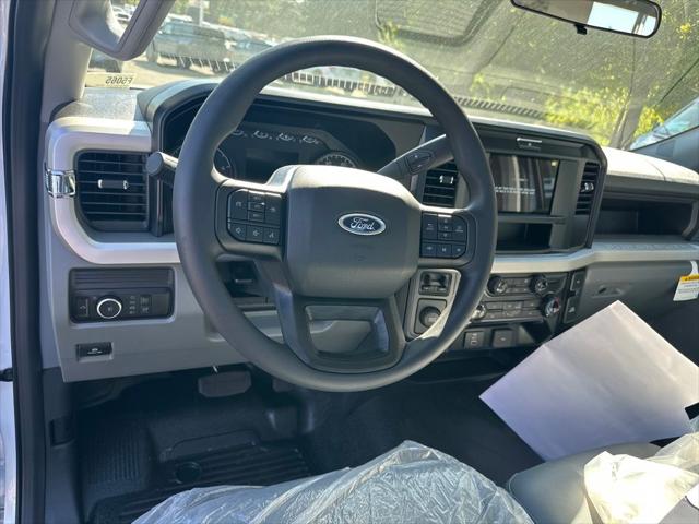 2025 Ford 600 169 WB