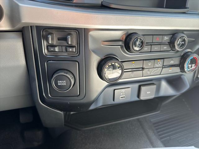 2025 Ford 600 169 WB