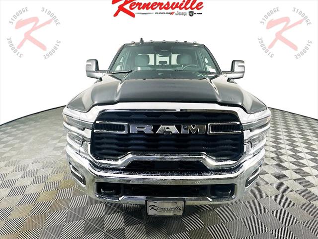 2026 RAM Ram 3500 RAM 3500 TRADESMAN CREW CAB 4X4 8 BOX