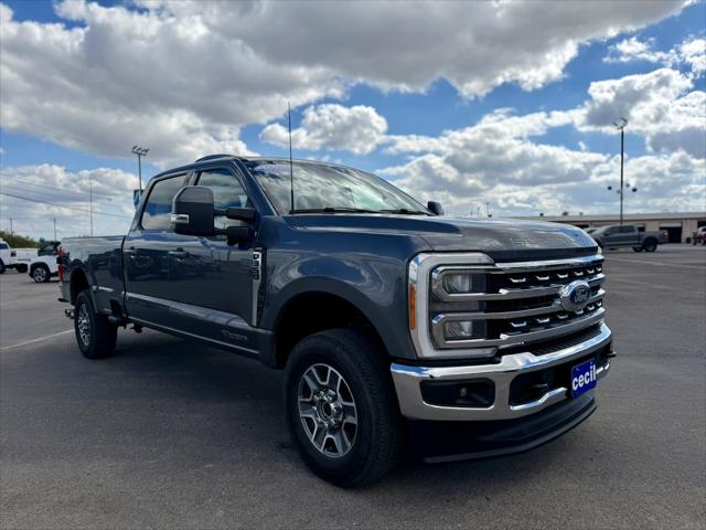 2023 Ford F-350 LARIAT