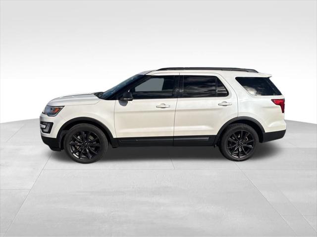 2017 Ford Explorer XLT 2017 Ford Explorer XLT