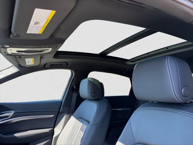2024 Audi e-tron S line Premium Plus quattro