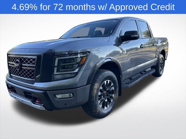 2023 Nissan TITAN Crew Cab PRO-4X 4x4 2023 Nissan TITAN Crew Cab PRO-4X 4x4