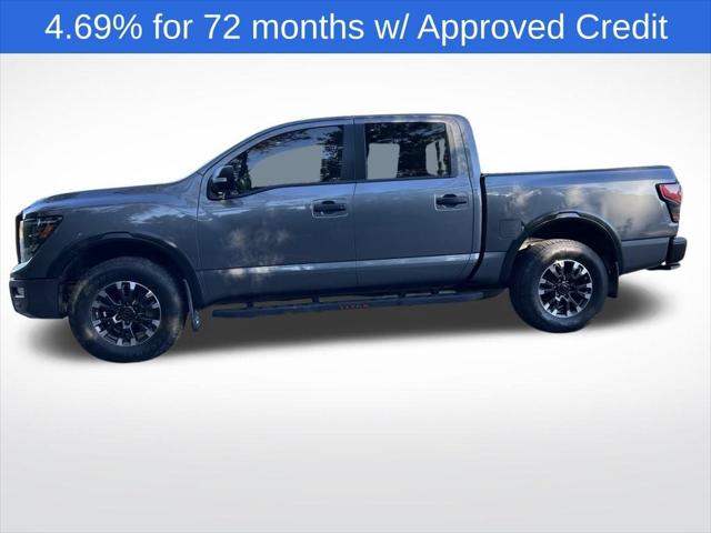 2023 Nissan TITAN Crew Cab PRO-4X 4x4 2023 Nissan TITAN Crew Cab PRO-4X 4x4